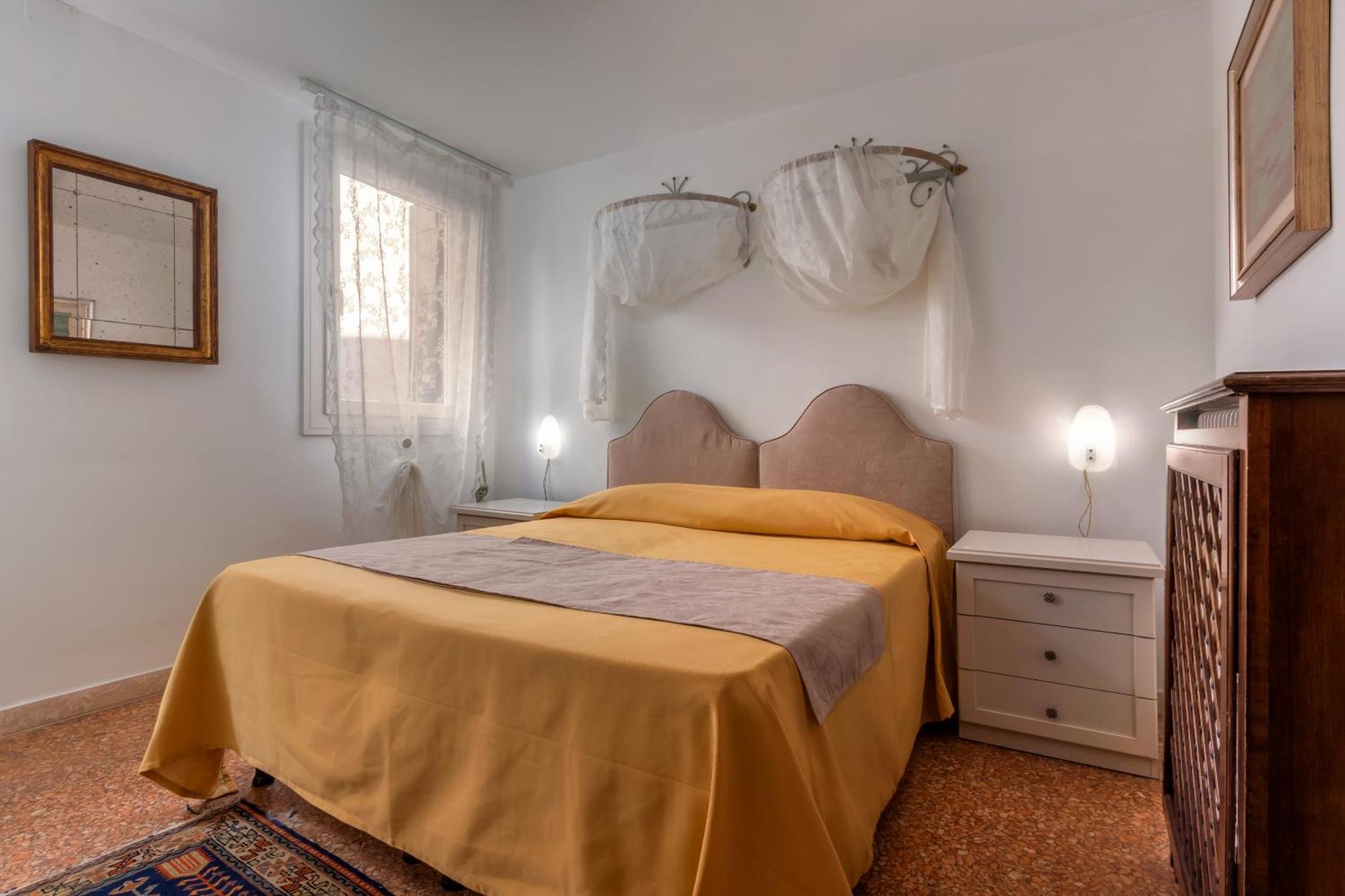 Hotel Casa Boccassini Venesia Bagian luar foto